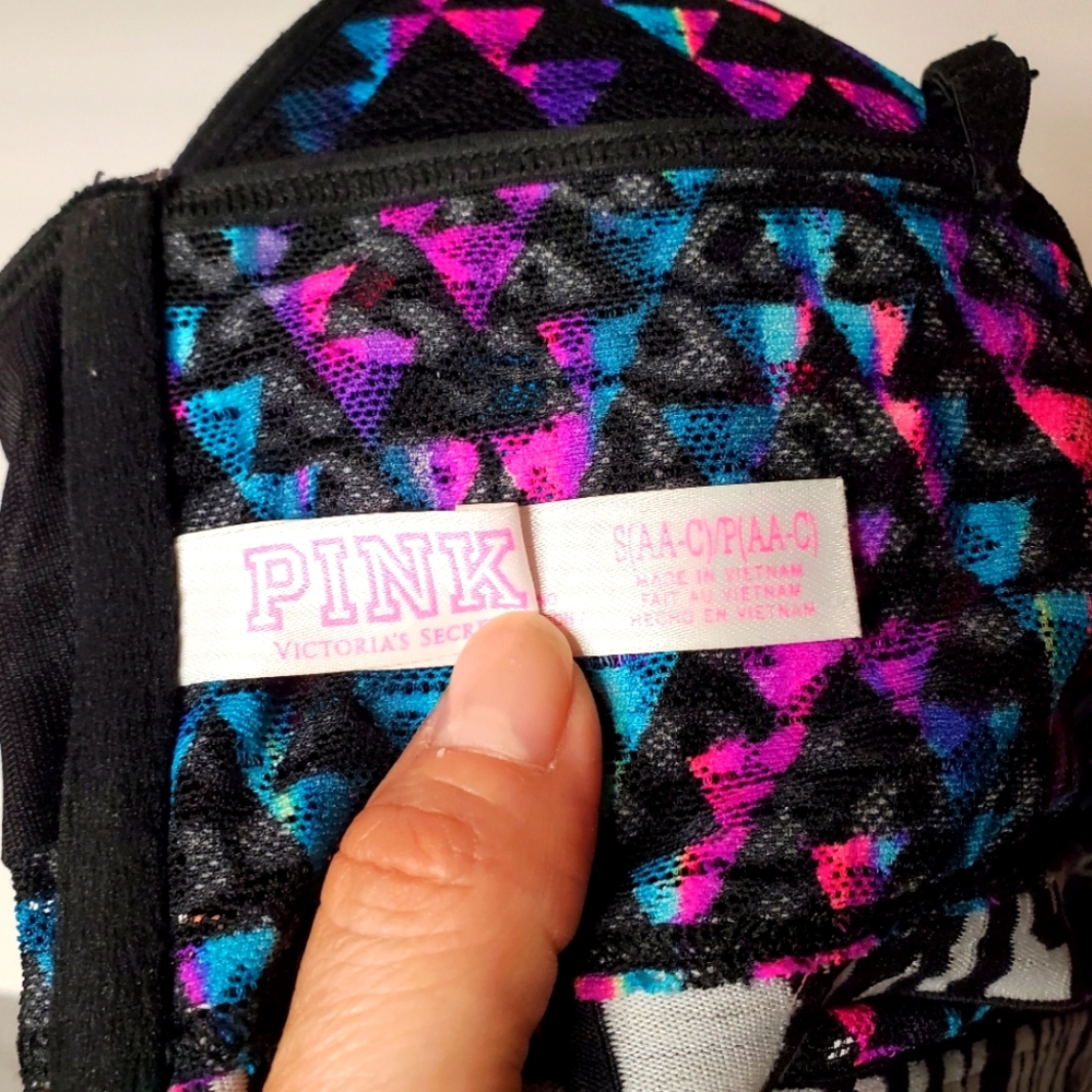 Pink sport bra - Picture 3 of 3